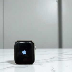 Apple Smartwatch - Black and Silver  Series 6